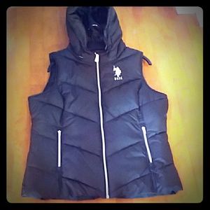 Polo hooded vest